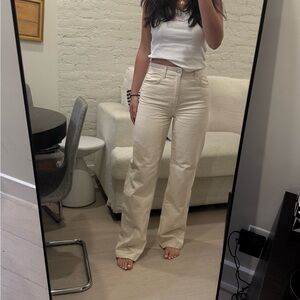 Zara Stylish Cream High-Waisted Jeans